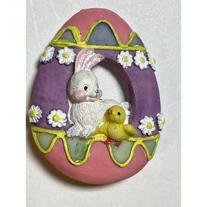 EASTER EGG PIN BROOCH WHITE BUNNY RABBIT CHICK Decorated Spring Flowers